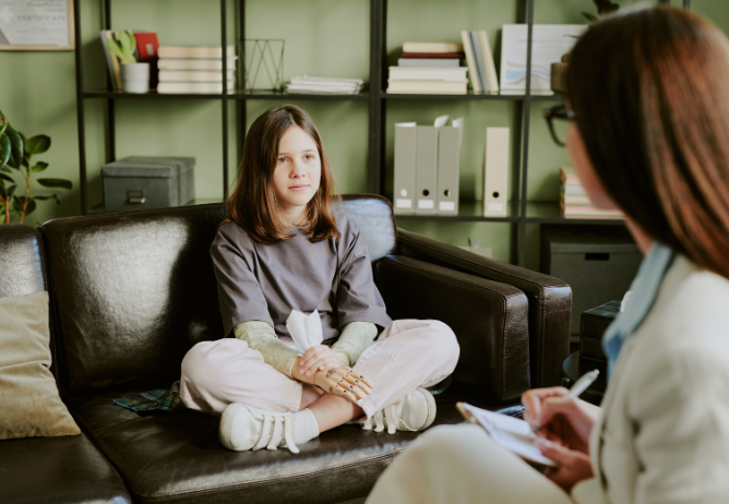 ergen ve çocuk danışmanlığı